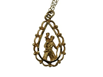 Lot 265 - A 9ct gold pendant and chain, the teardrop...