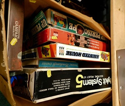 Lot 2035 - A quantity of board games, to include Campaign,...