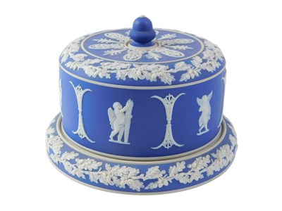 Lot 321 - A Dudson cheese dome, 16cm high, 17cm diameter.