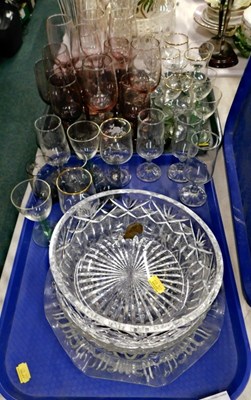 Lot 2040 - Glassware, to include cut glass fruit bowls,...