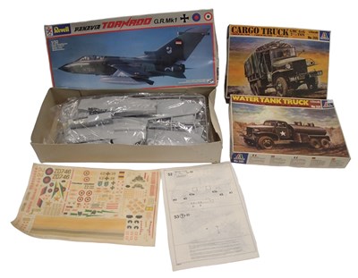 Lot 411 - Various kit build kits, comprising a Revell...