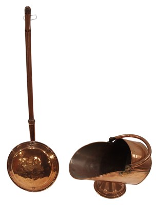 Lot 421 - A 20thC copper coal scuttle, with swing handle,...