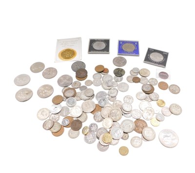 Lot 617 - A group of mixed collector's coins, comprising...