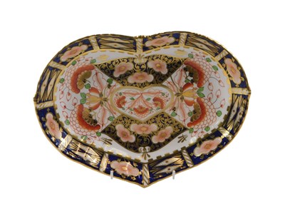 Lot 676 - A 19thC Derby Stephenson and Hancock heart...