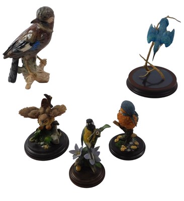 Lot 684 - A group of animal ornaments, comprising a...