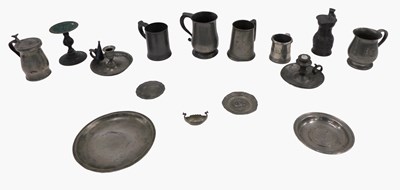 Lot 507 - A collection of 18thC and later pewter wares,...