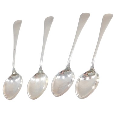 Lot 582 - A set of four Elizabeth II silver Fiddle...