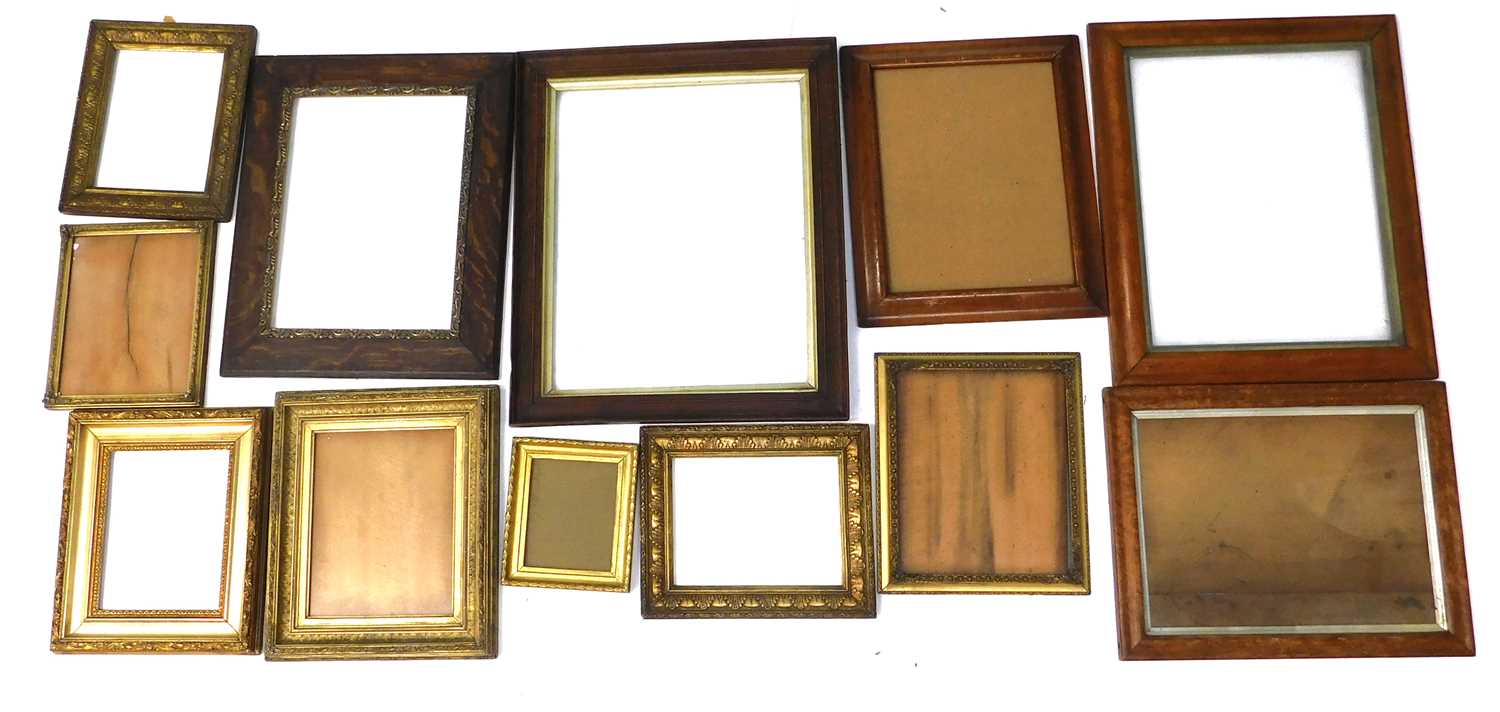 Lot 765 - A group of picture frames, to include oak,