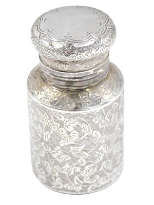Lot 542 - A Victorian silver scent bottle, with embossed...
