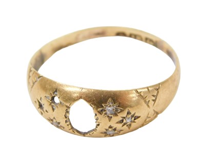 Lot 794 - An 18ct gold ring frame, lacking stones, 1.6g.