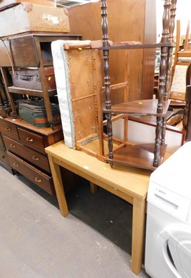 Lot 1571 - An oak fold over top occasional table,...