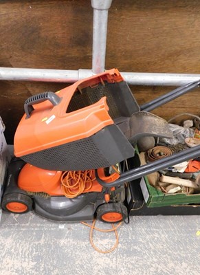 Lot 1586 - A Flymo electric lawn mower.