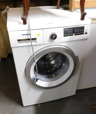 Lot 1623 - A Siemens washing machine.