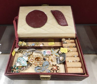 Lot 2173 - A red leatherette jewellery box, and contents...