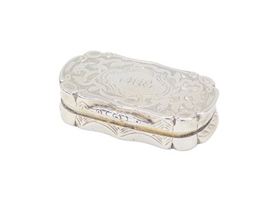 Lot 202 - A Victorian silver vinaigrette, of shaped...