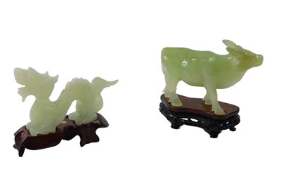 Lot 922 - A Chinese jade carving, modelled as a dragon,...
