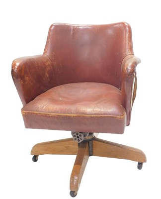 Lot 1147 - An early 20thC mahogany swivel office...