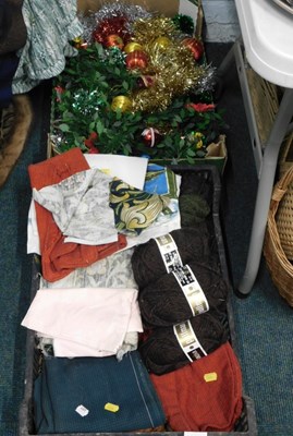 Lot 2271 - Various Christmas decorations, baubles, tinsel,...