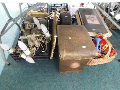 Lot 2236A - Toys and games, to include Formula 1, Twister,...
