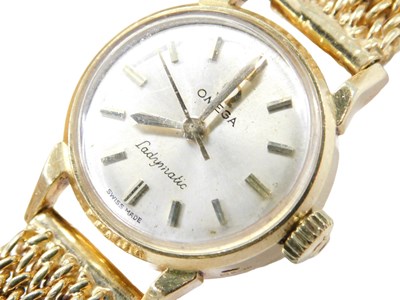 Lot 444 - A 9ct gold Omega ladies wristwatch, the small...
