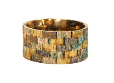 Lot 401 - A 9ct gold wedding band, with crepe effect...