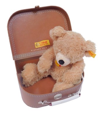 Lot 522 - A Steiff Teddy bear Finn, beige mohair, 111471,...