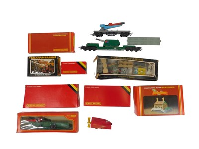 Lot 666 - Hornby and other OO gauge rolling stock and...