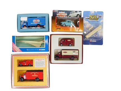Lot 686 - Corgi boxed diecast, including a Corgi...
