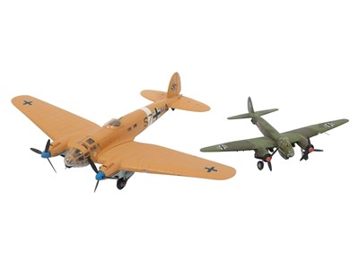 Lot 702 - Corgi and Franklin Mint unboxed diecast planes,...