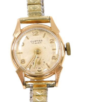 Lot 532 - A Curtiss lady's 9ct gold cased wristwatch,...
