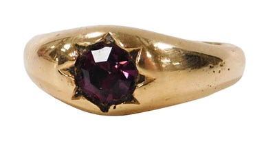 Lot 525 - A Continental gentleman's solitaire gypsy ring,...