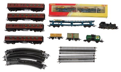 Lot 753 - Hornby, Bachmann and other locomotives and...