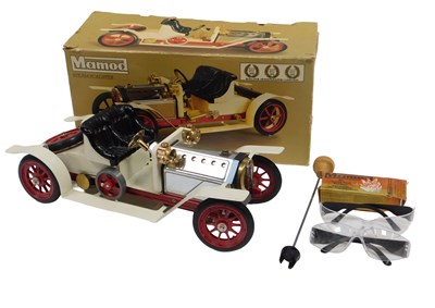 Lot 757 - A Mamod steam Roadster SA1, boxed, and...