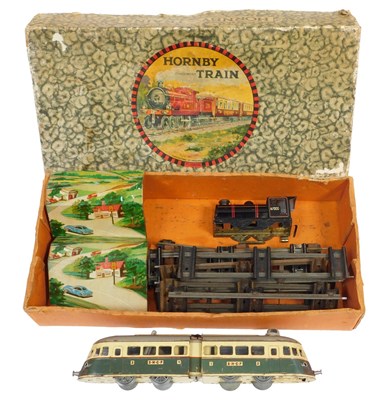Lot 763 - A Joustra O gauge tinplate clockwork SNCF...