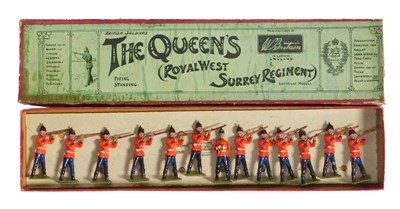Lot 620 - W Britain British Soldiers The Queens (Royal...