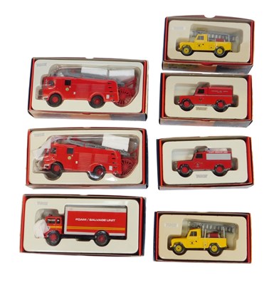 Lot 897 - Corgi fire support vehicles, including 21801...