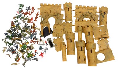 Lot 923 - A Britains fort and Britains detail...