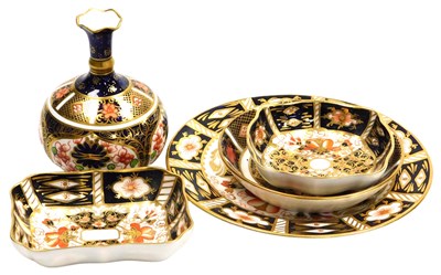 Lot 352 - A group of Royal Crown Derby Imari...