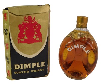 Lot 81 - A bottle of John Haig and Co Dimple Blended...