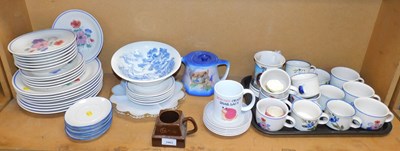 Lot 2062 - Part tea and dinnerwares, together with a...