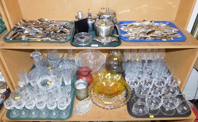 Lot 2033 - Glassware, to include champagne flutes, ship's...