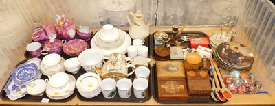 Lot 2166 - Various part tea and dinner wares, together...