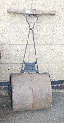 Lot 1101 - A garden roller.