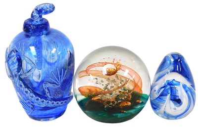 Lot 668 - Two 20thC glass paperweights, comprising a...