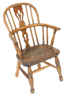 Lot 787 - A 19thC ash and elm child's Windsor...