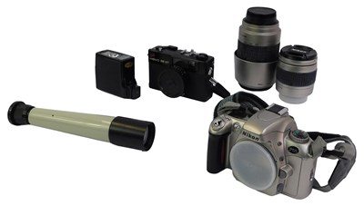 Lot 121 - Cameras and optical related equipment,...