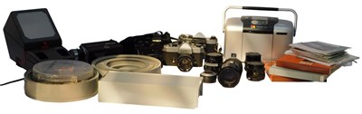 Lot 123 - Cameras and optical related equipment, to...
