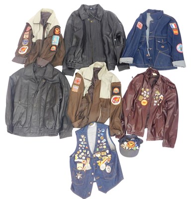 Lot 173 - Various clothing, to include a Wrangler denim...