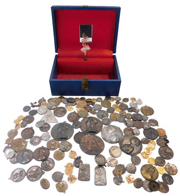 Lot 291 - A group of reproduction medallions, to include...