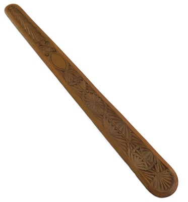 Lot 162 - A 20thC carved walnut page turner, with fan...